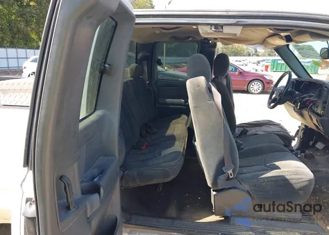 2004 Chevrolet Silverado 1500 Ls из США, поврежденный, VIN 1GCEC19T24E317822